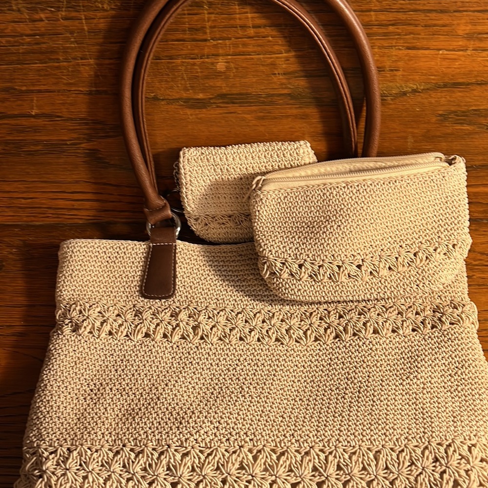 WORTHINGTON CROCHET SHOULDER BAG